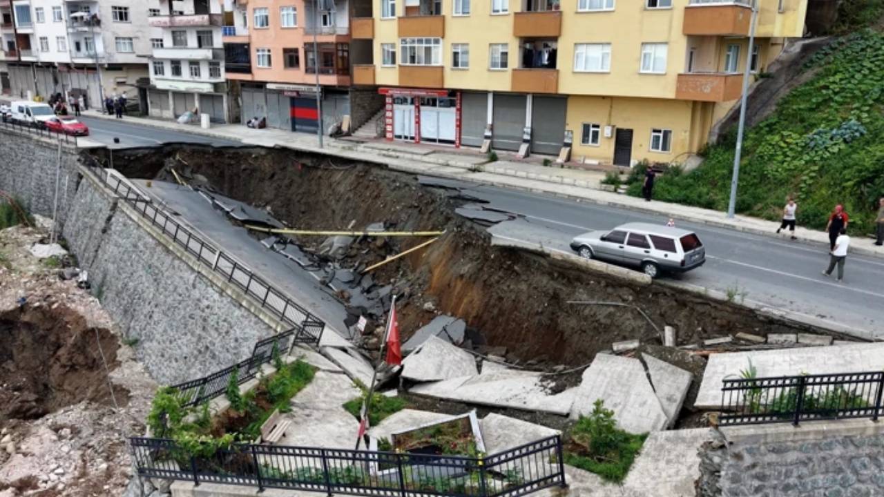 Rizede yurt insaati sirasinda yol coktu ZgjXpvQi